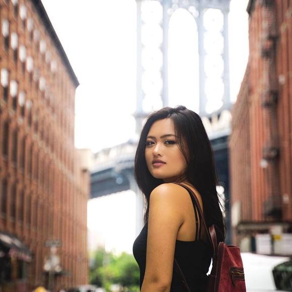 jade_trinh